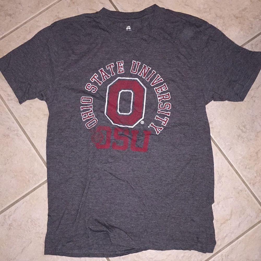 J American Ohio State University tshirt